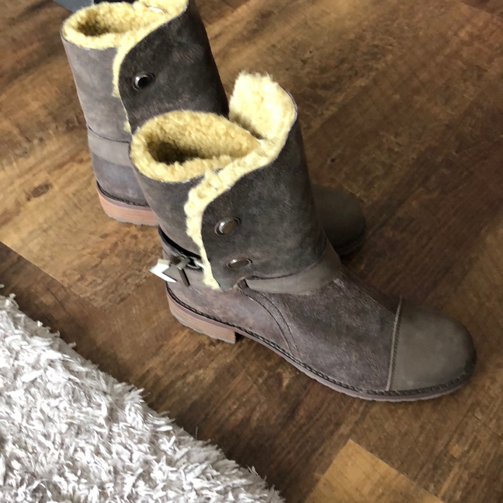 Matt Bernson sherling lined boots